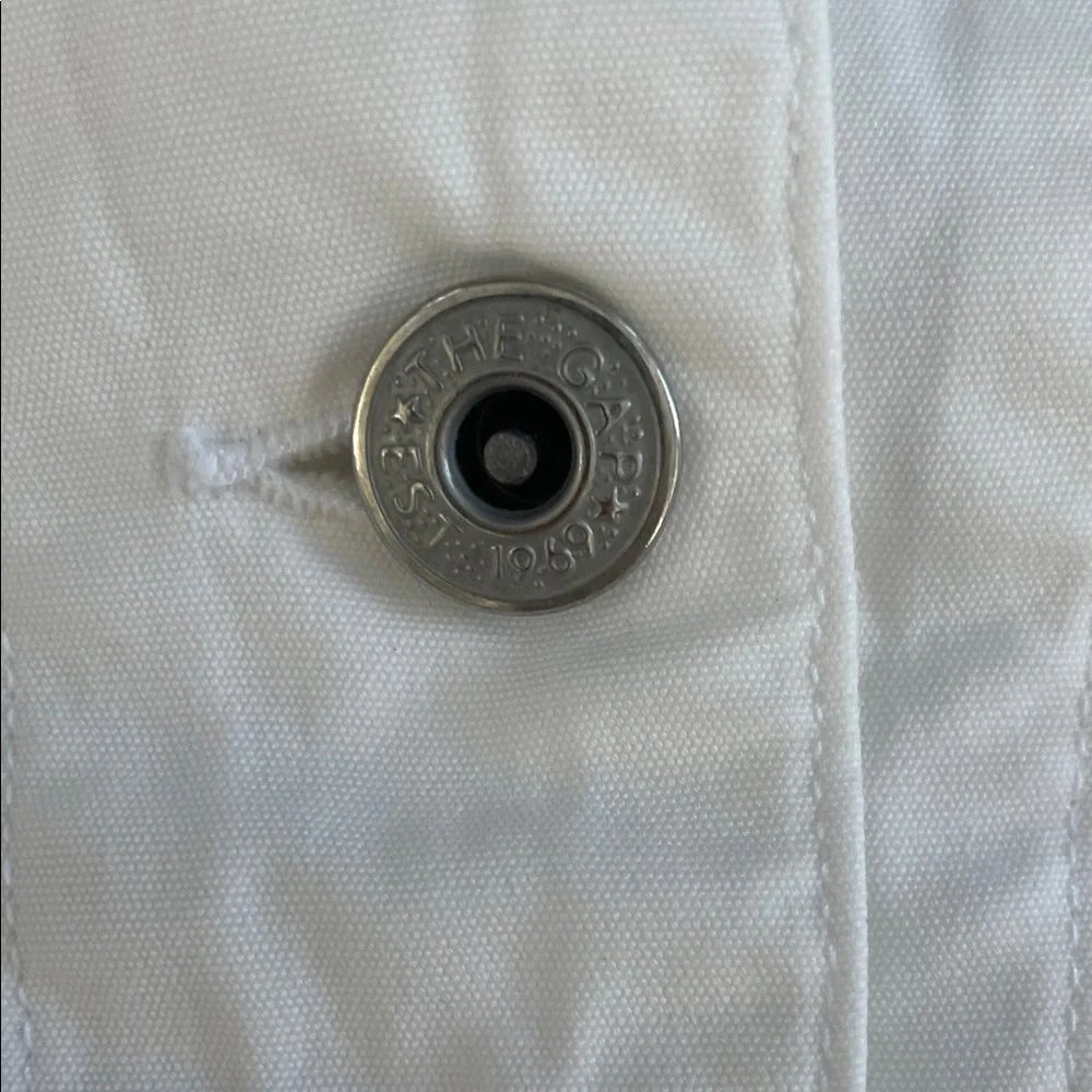 Gap Women's White Denim Jacket size M - Picture 2 of 5